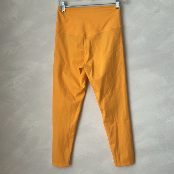 Girlfriend collective compressive leggings yellow size medium - Picture 5 of 5